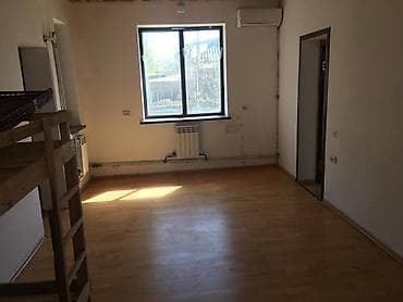 шв цех в аренду: Сдается небольшое помещение с отдельным входом в одноэтажном кирпичном — 6