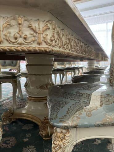 стол и четыре стула: Гарнитур для зала, Новый, Стол, Стул, МДФ, Самовывоз — 5