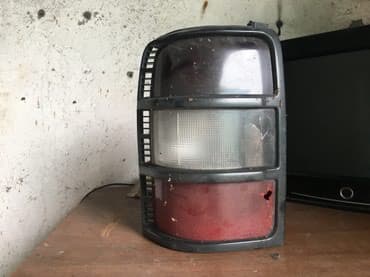 Мит поджеро94-97 зад плафон 1500 правый