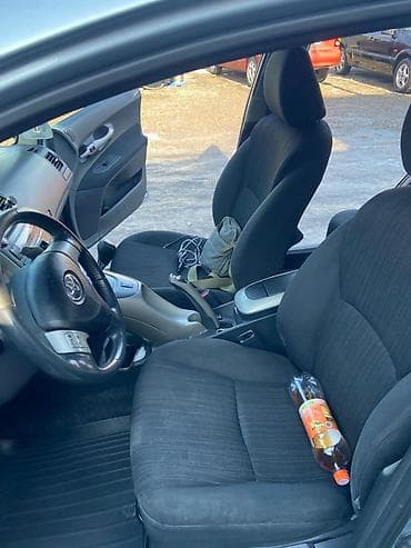 arrizo 8: Toyota Auris: 2007 г., 1.6 л, Робот, Бензин, Хэтчбэк — 10