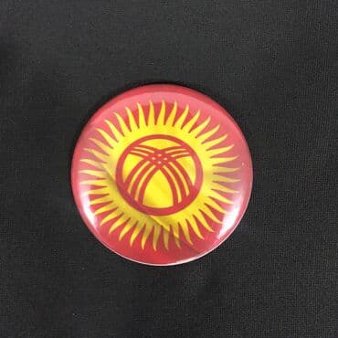 продаю медали: Значки с вашим дизайном и логотипом. Закатные значки. Круглые — 3