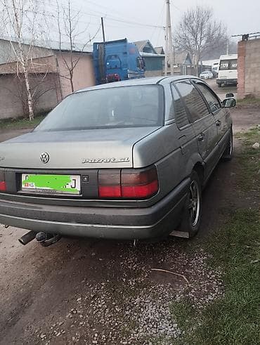 Volkswagen Passat: 1988 г., 1.8 л, Ручные, Бензин, Седан — 3