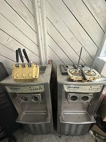 Оборудование для производства: Оба аппарата отдам за 60 тыс Профессиональные фризеры для мягкого — 3