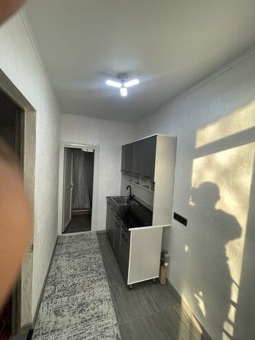 продаю связи с переездом: 1 комната, Без подселения, С мебелью частично — 1