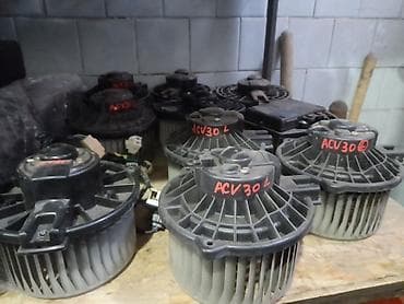 Электрический моторчик Toyota Б/у