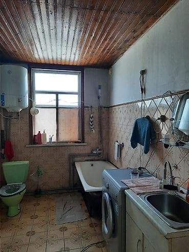 Недвижимость: Продается жилой дом с участком. Основные особенности: - Отдельно — 6