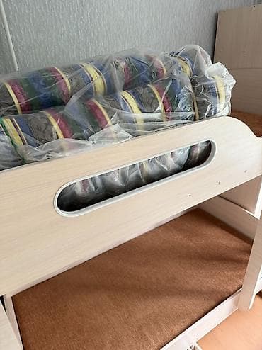 Мебель: Двухъярусная кровать + 2 тошока (новые на заказ для этой кровати) — 4