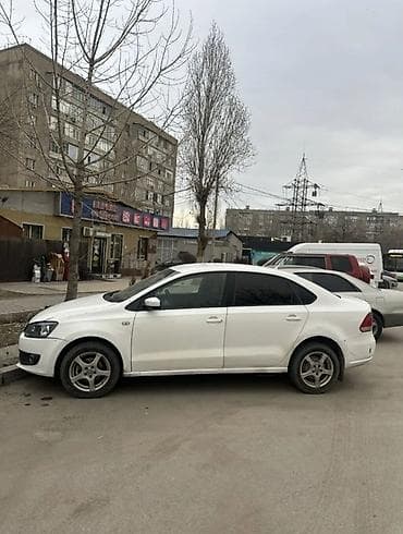 subaru продаю: Volkswagen Polo: 2013 г., 1.6 л, Автомат, Бензин, Седан — 4