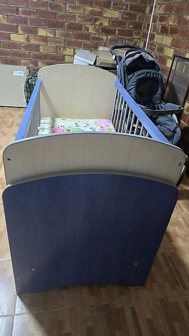 Офисная мебель: Детская кроватка с матрасом - Классическая деревянная кроватка для — 3