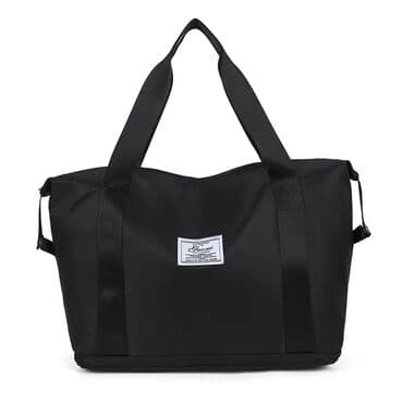 Сумки: Сумка дорожная спортивная с расширением. Цена 750 сом. адрес: ул — 2