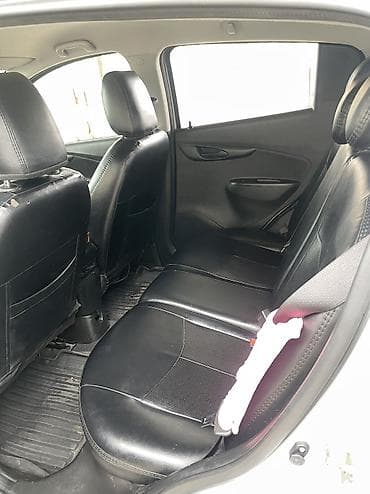 2017: Chevrolet Spark: 2017 г., 1 л, Вариатор, Бензин — 6
