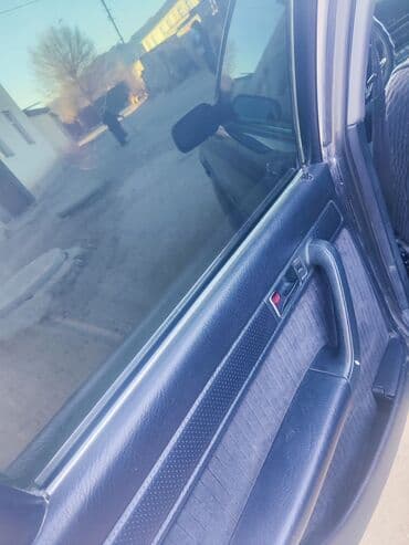 меняю дом на авто: Audi 100: 1992 г., 2.3 л, Механика, Бензиновая, Седан — 7