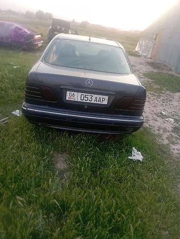илизон машына: Mercedes-Benz E-Class: 1996 г., 4.2 л, Бензин, Седан — 3