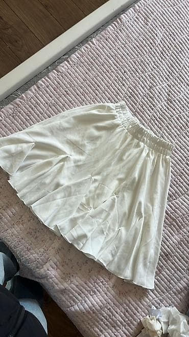 плиссе: НОВАЯ Белая мини-юбка с плиссировкой - Цвет: белый - Посадка: на — 1