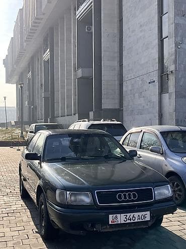 Audi S4: 1994 г., 2 л, Механика, Бензин, Седан