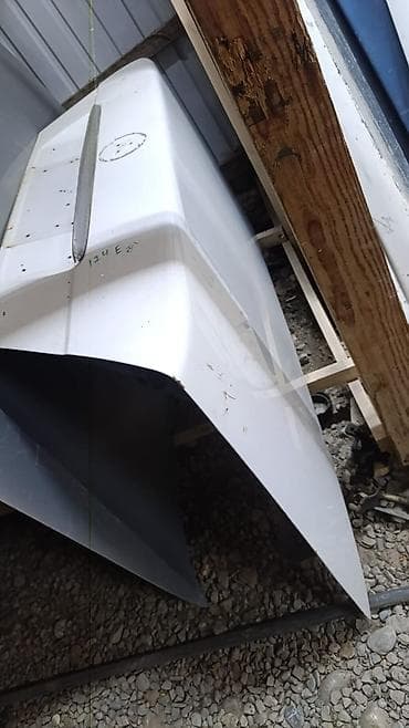 Крышка багажника Mercedes-Benz