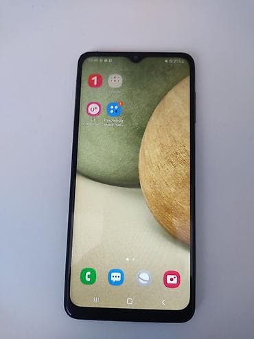 note 13 pro plus: Samsung Galaxy A12, Б/у, 32 ГБ, цвет - Черный, 2 SIM — 1