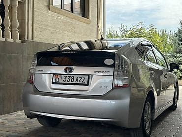 Транспорт: Toyota Prius: 2012 г., Вариатор, Гибрид, Хэтчбэк — 10