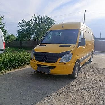 camry 2020: Легкий грузовик, Mercedes-Benz, Стандарт, 3 т, Б/у — 2