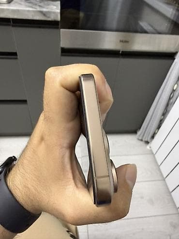 ipod nano 6g: IPhone 16 Pro Max, Natural Titanium, 99 % — 5