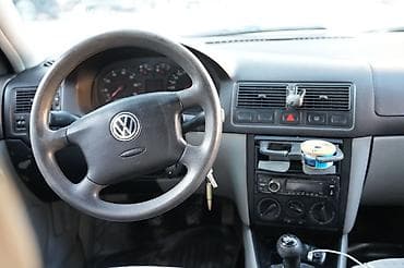 Продажа авто: Volkswagen Golf: 2000 г., 2 л, Механика, Бензин, Хэтчбэк — 2