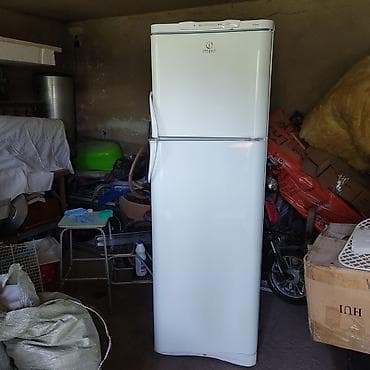 quantum 2: Холодильник Indesit, Б/у, Двухкамерный, No frost, 60 * 185 * 60 — 2
