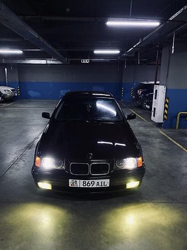 машина смитта: BMW 3 series: 1993 г., 1.8 л, Механика, Бензин, Седан — 1