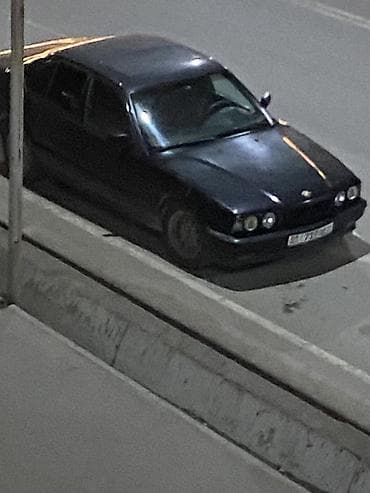 BMW: BMW 5 series: 1992 г., 2.5 л, Бензин — 2