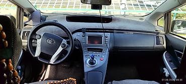 prius v: Toyota Prius: 2026 г., Гибрид, Лифтбек — 8