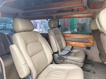 баетов: Минивэн, Пункт назначения: Аэропорт Манас, Количество мест: 6 — 3