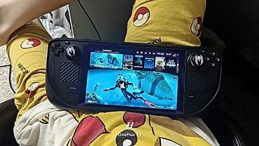Steam deck lcd 512 gb в отличнлм состоянии, в комплекте идёт зарядный