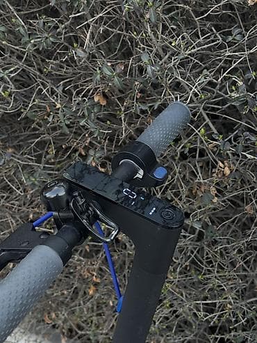 электросамокат mi: Электросамокат, Xiaomi, Без рассрочки, Б/у, Бесплатная доставка, Платная доставка, Самовывоз — 6