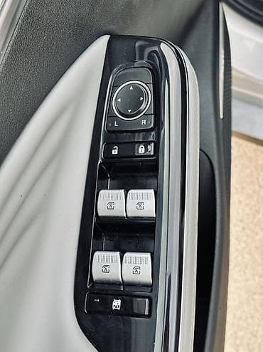 BYD: BYD : 2023 г., Автомат, Электромобиль, Седан — 6