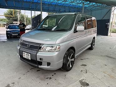 Honda Stepwgn: 2004 г., 2 л, Автомат, Бензин, Минивэн — 1