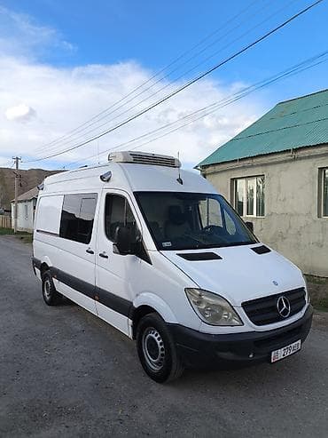 чынжырлар: Mercedes-Benz Спринтер: 2008 г., 2.2 л, Кол менен иштөөчү, Дизель, Van — 2
