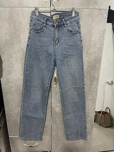 прямые джинсы: Джинсы прямые . 600 сом — 1