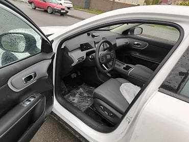 китайский кроссовер: Changan Qiyuan Q05: 2026 г., Электромобиль, Кроссовер — 4