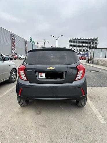 Транспорт: Chevrolet Spark: 2019 г., 1 л, Автомат, Бензин, Хетчбек — 2