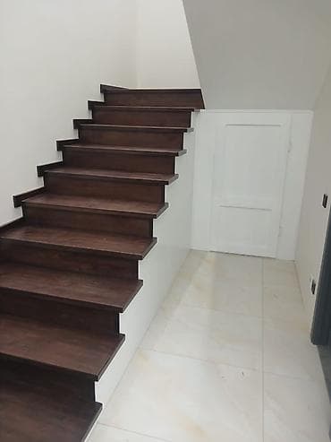 Готовые ступеньки для лестниц: Деревянная лестница Для дома, Форма лестницы: Много-маршевая, Стиль: Классический — 6