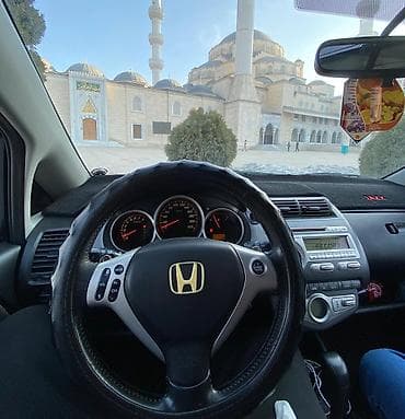 bmw e49: Honda Jazz: 2007 г., 1.5 л, Вариатор, Бензин — 5