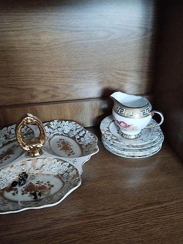 Фарфоровый сервиз с золотистым декором - Материал: тонкий фарфор — 4