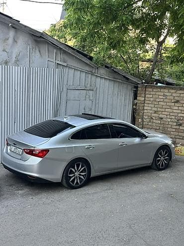 машина кузов детали: Chevrolet Malibu: 2017 г., Автомат, Седан — 4
