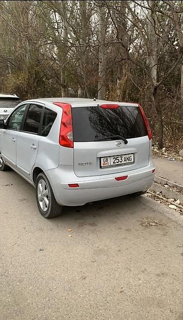 ваз 21015: Nissan Note: 2008 г., 1.4 л, Механика, Бензин, Хэтчбэк — 1