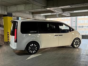 6х139 7: Hyundai Staria: 2021 г., 3.5 л, Автомат, Газ, Минивэн — 4