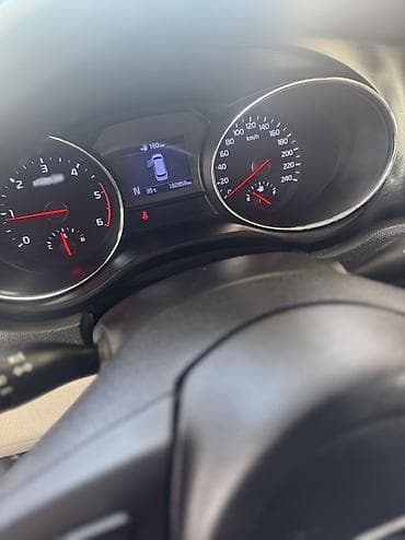 купить минивен в бишкеке: Kia Carnival: 2019 г., 2.2 л, Автомат, Дизель, Минивэн — 4