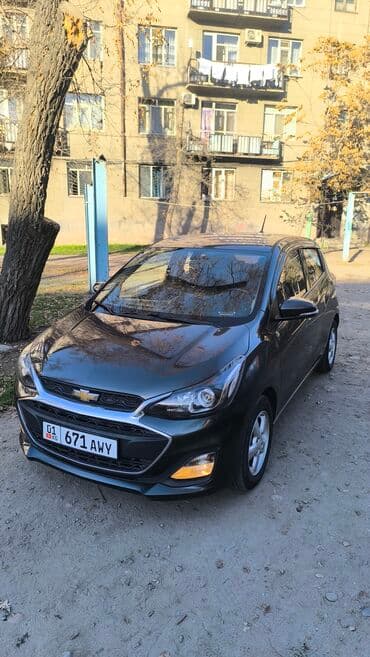 купить зимние шины бу: Chevrolet Spark: 2019 г., 1 л, Автомат, Бензиновая, Хэтчбэк — 2