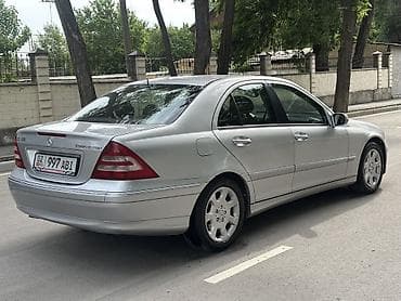 c class w204: Mercedes-Benz C-Class: 2002 г., Бензин, Седан — 4
