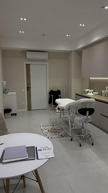 Аренда кабинетов в салонах красоты, 21 м², Для бровиста, Для визажиста, Для лешмейкера