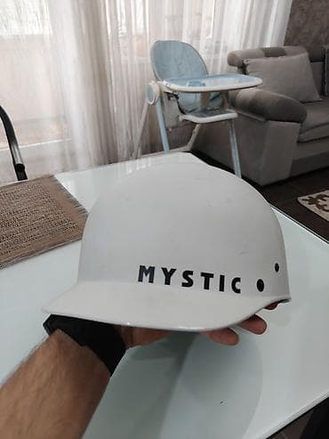 Шлемы: Продаю шлем Mystic Shiznit (вейк бординг, кайт бординг) — 1