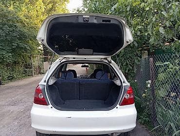 5 11: Honda Civic: 2002 г., 1.5 л, Автомат, Бензин, Хэтчбэк — 4